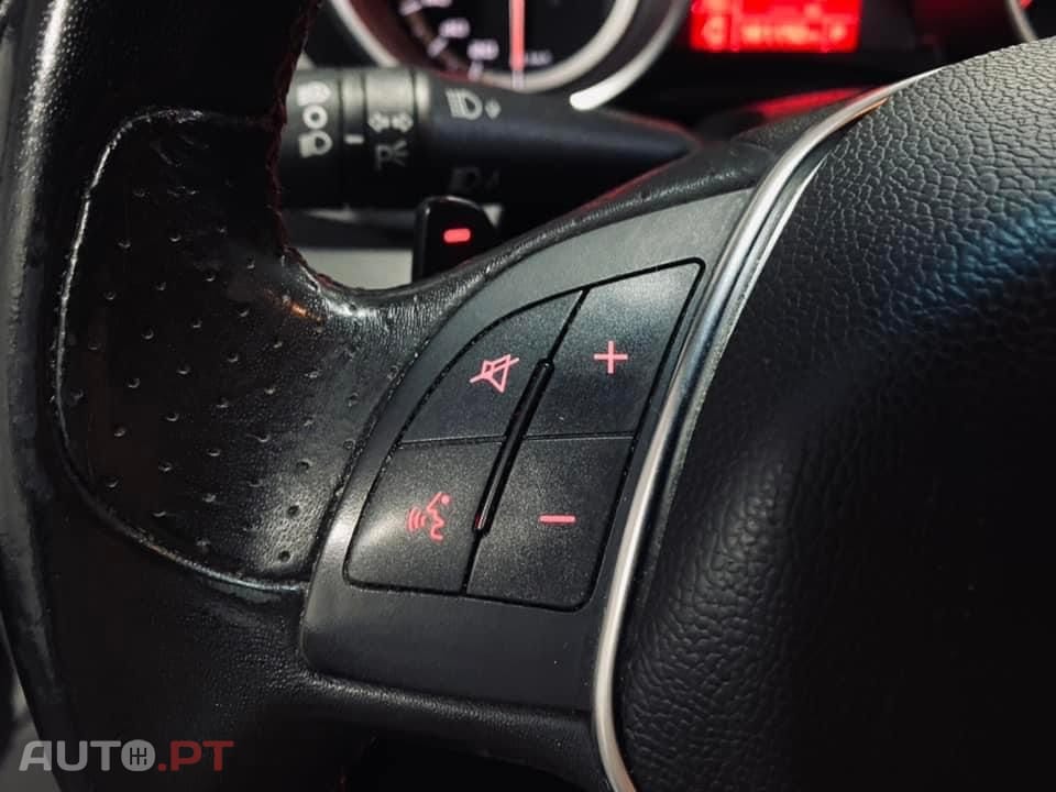 Alfa Romeo Giulietta 2.0 JTDm Sprint Speciale