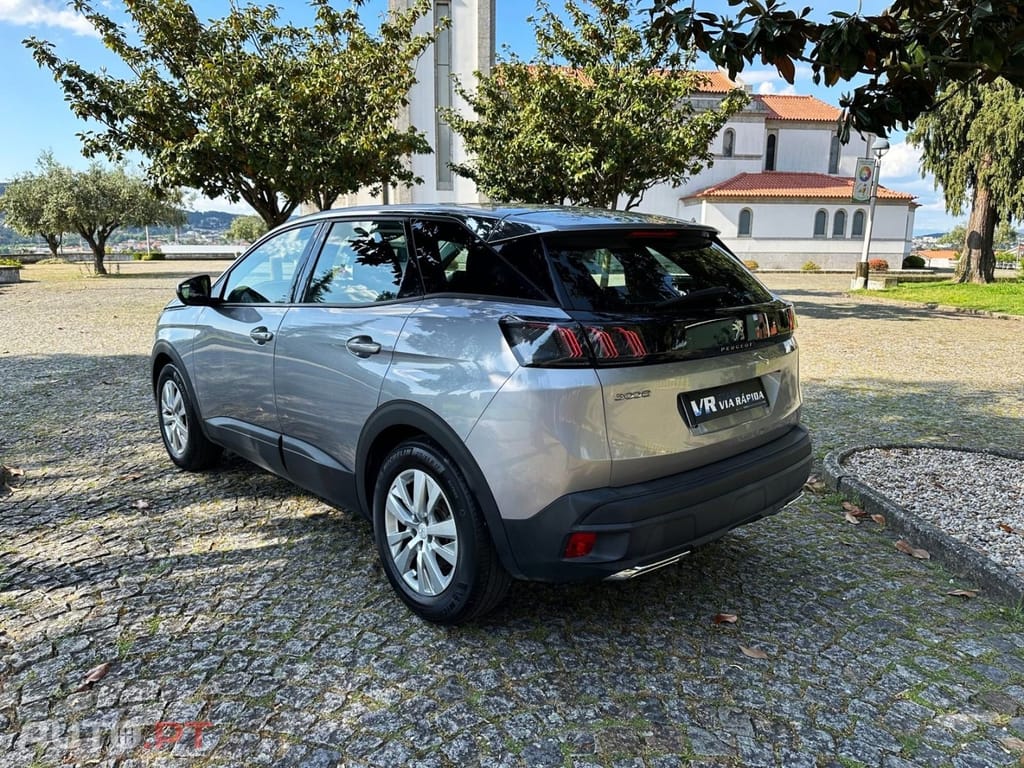 Peugeot 3008 1.5 BlueHDi Active