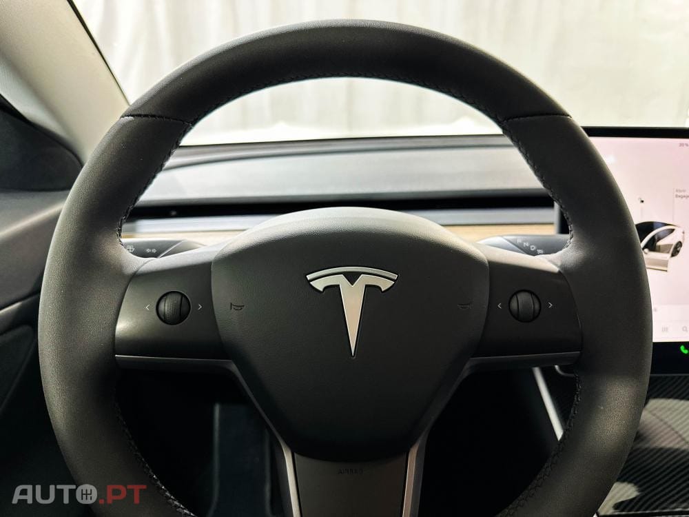 Tesla Model 3 Long-Range Dual Motor AWD