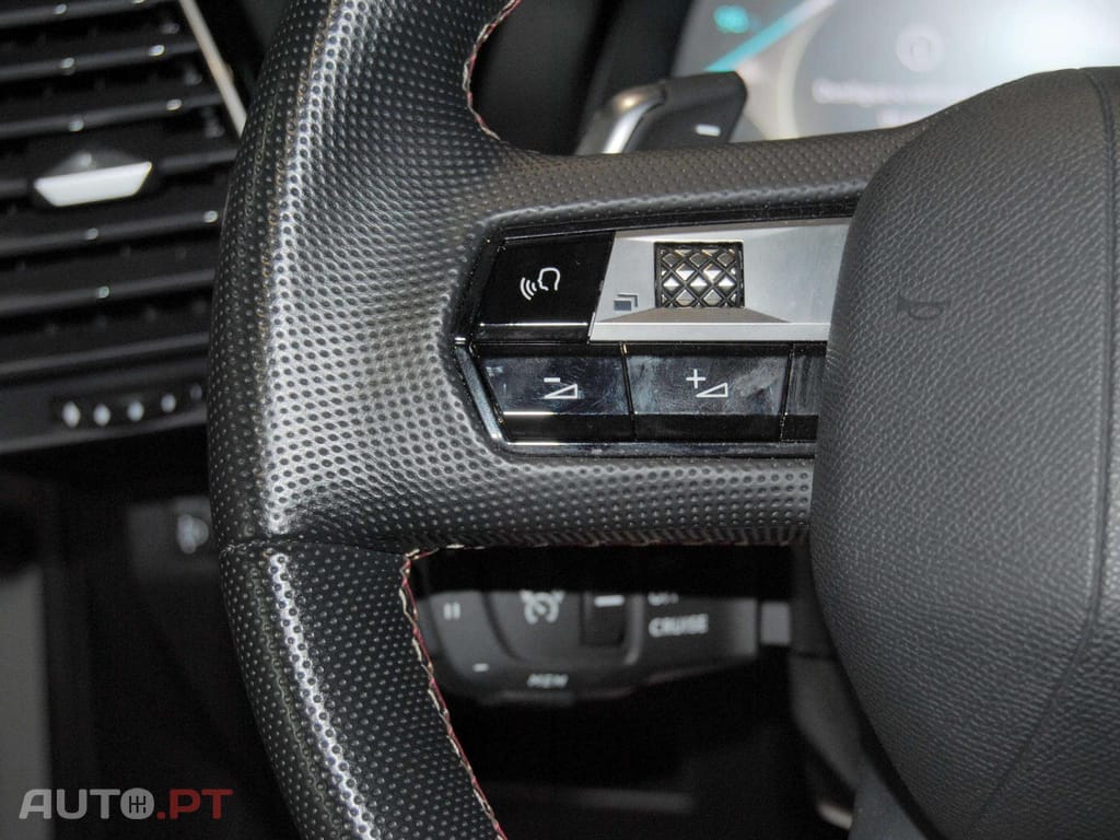 DS DS7 E-Tense Performance Line