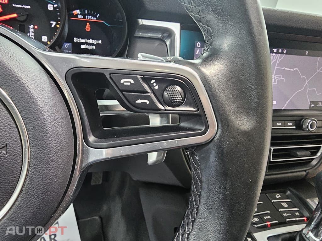 Porsche Macan Standard