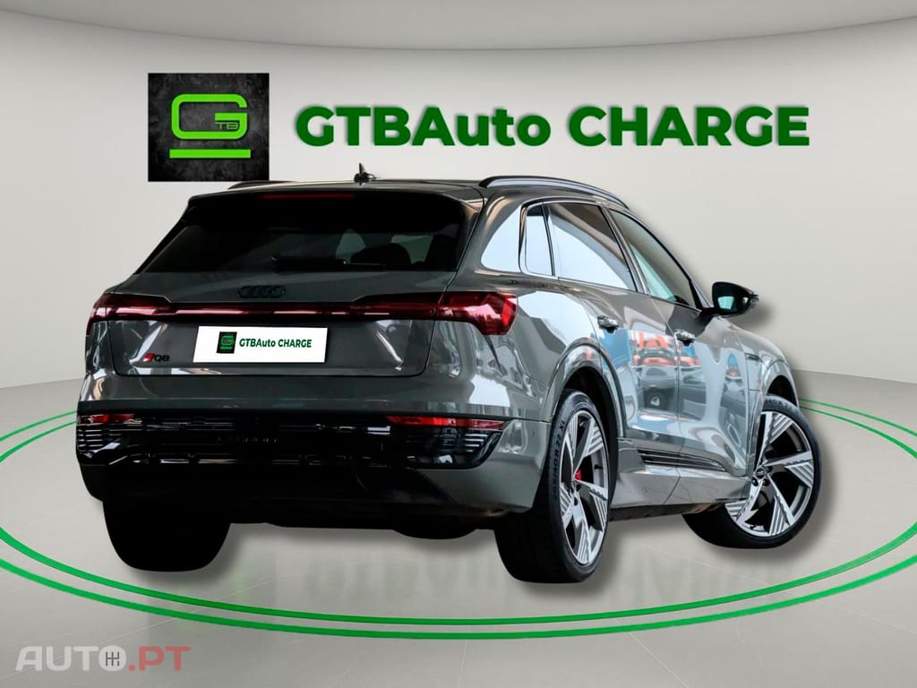Audi Q8 e-tron LINE  I.V.A DEDUTÍVEL