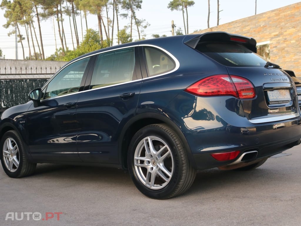 Porsche Cayenne S Hybrid