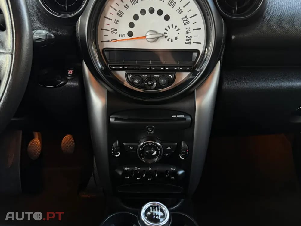 MINI Countryman One D