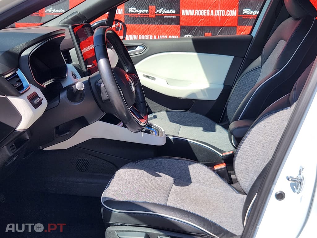 Renault Clio 1.6 E-Tech Intens