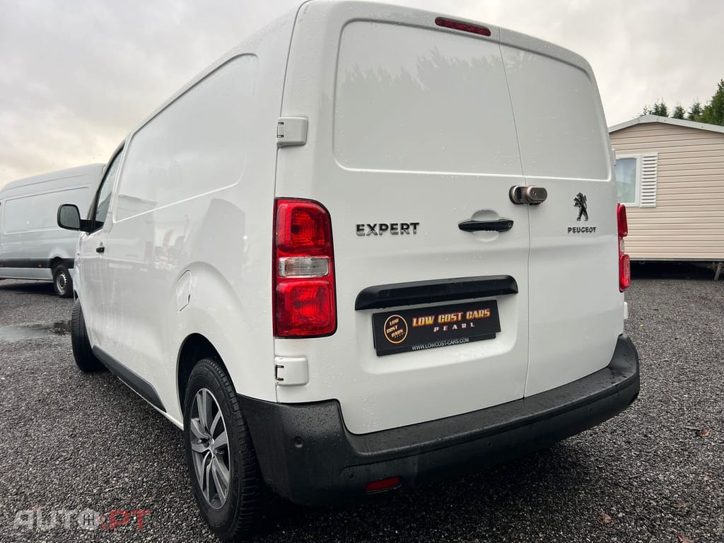 Peugeot Expert 2.0 BlueHDi L2H1 Premium Standard EAT8