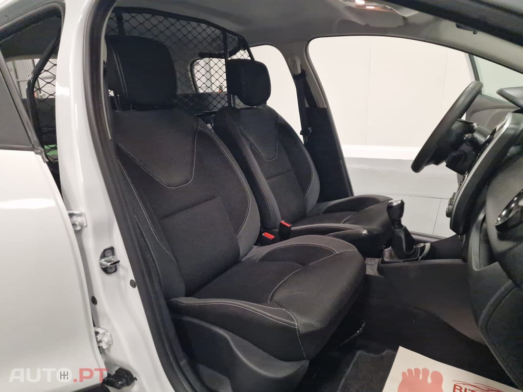 Renault Clio SSOCIETE 1.5 DCI 90CV ZEN GPS IVA DEDUTIVELL