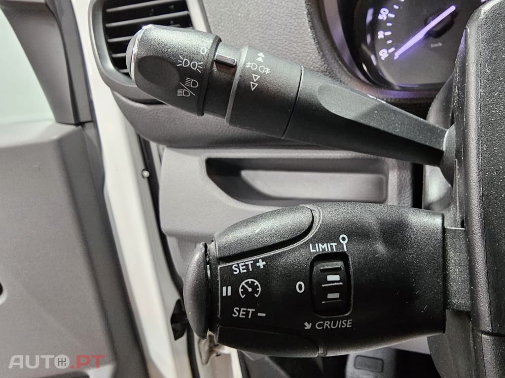 Peugeot Expert 1.5 BlueHDi L2H1 Standard