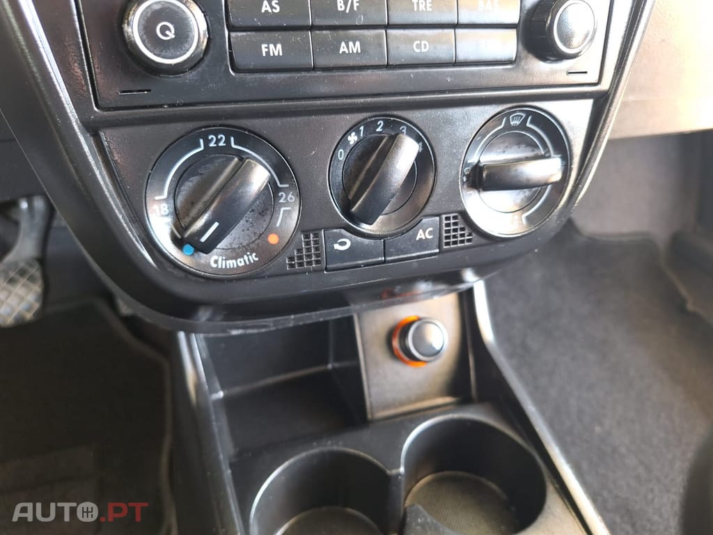 Volkswagen Fox 1.2 T.Liso Pack Elements