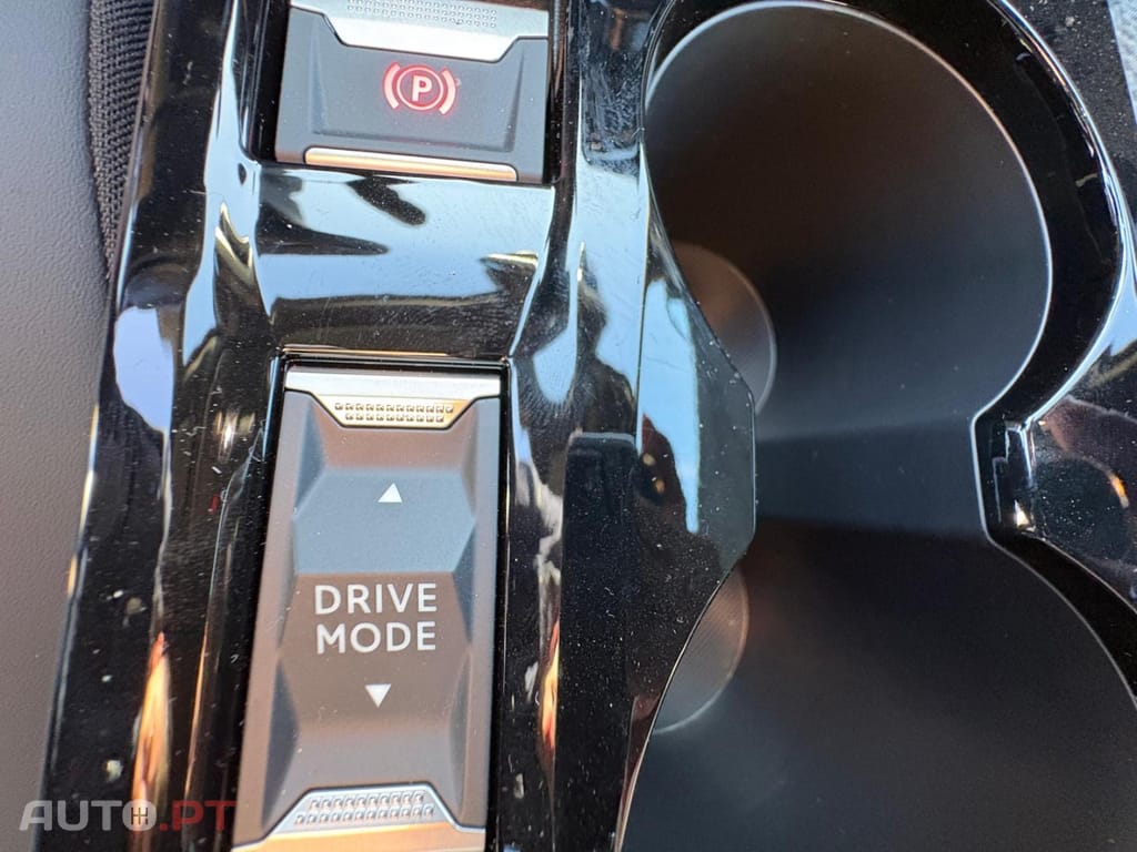 Peugeot 2008 1.2 PureTech Allure Pack