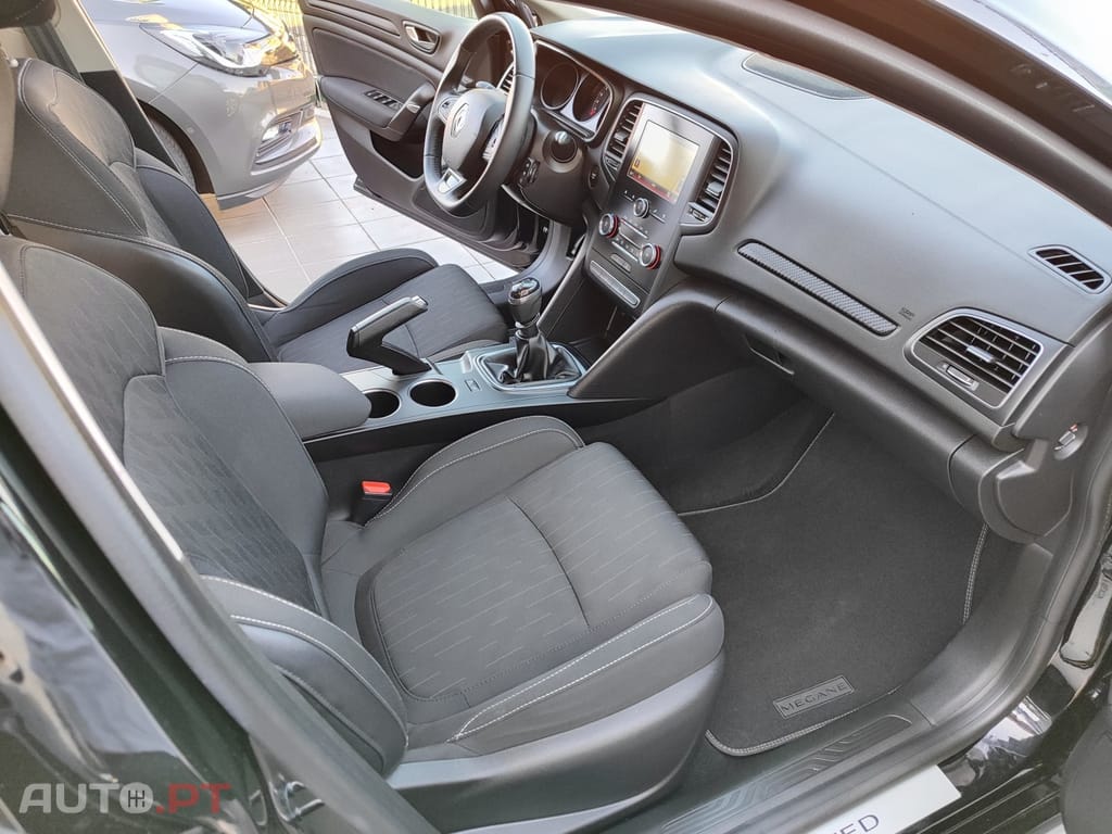 Renault Mégane 1.3 TCe Limited J17