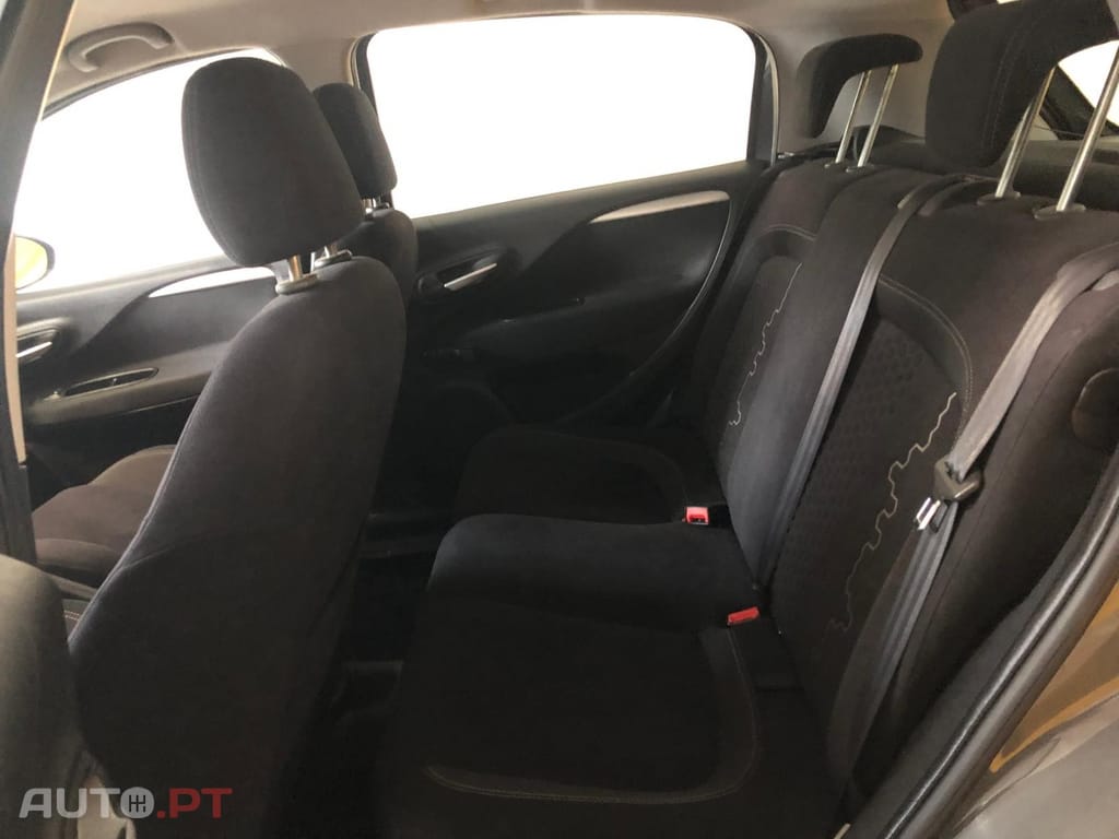 Fiat Punto 1.3 M-Jet Lounge S&S