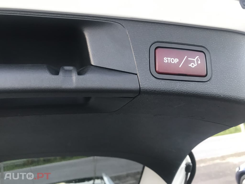 Mercedes-Benz C 300 BlueTEC Hybrid Avantgarde