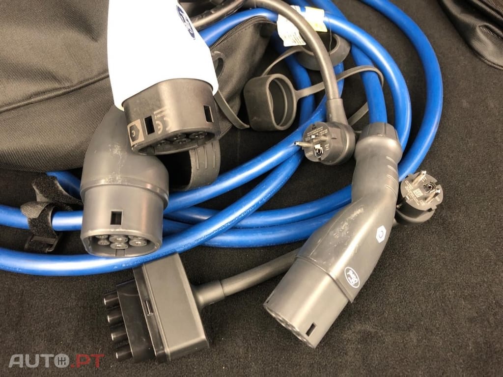 Ford Mustang Mach-E Standard Range