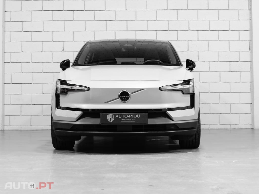 Volvo EX30 69 kWh Twin Motor Ultra