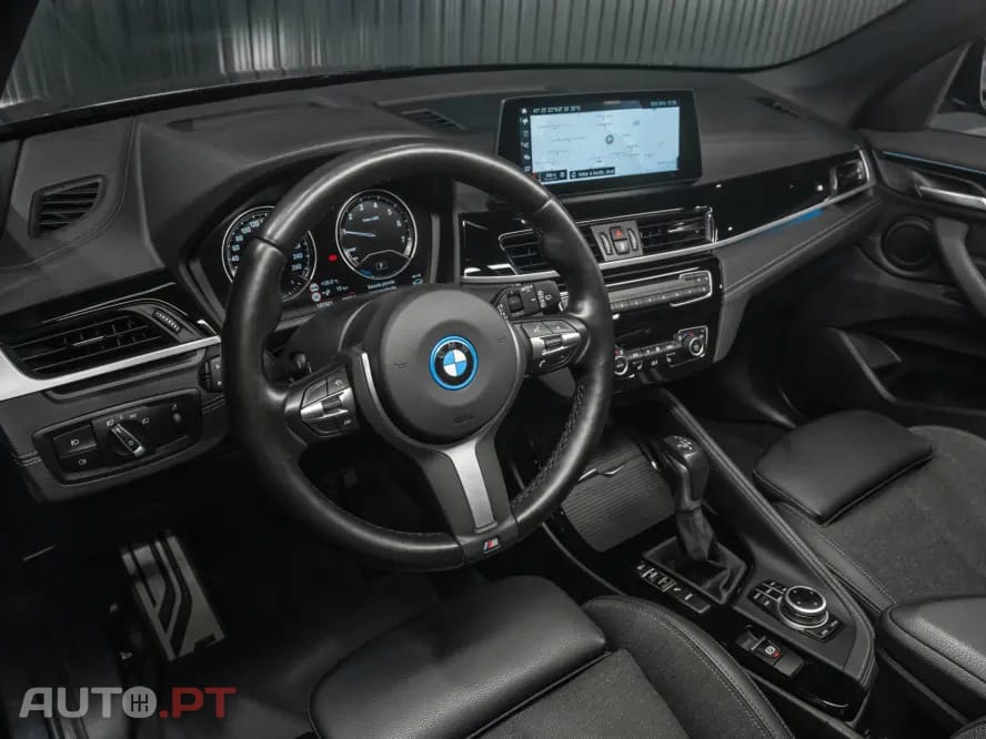 BMW X1 xDrive25e Pack Desportivo M
