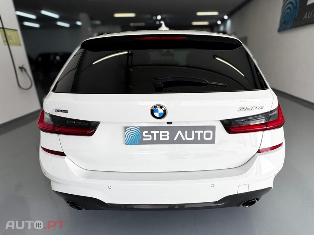 BMW 320 e Touring xDrive Auto Sport