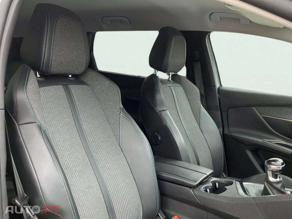 Peugeot 5008 1.5 BlueHDi Allure Pack