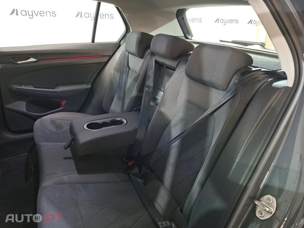 Volkswagen Golf 1.4 TSI e-Hybrid DSG