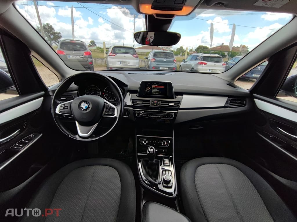 BMW 216 d Advantage
