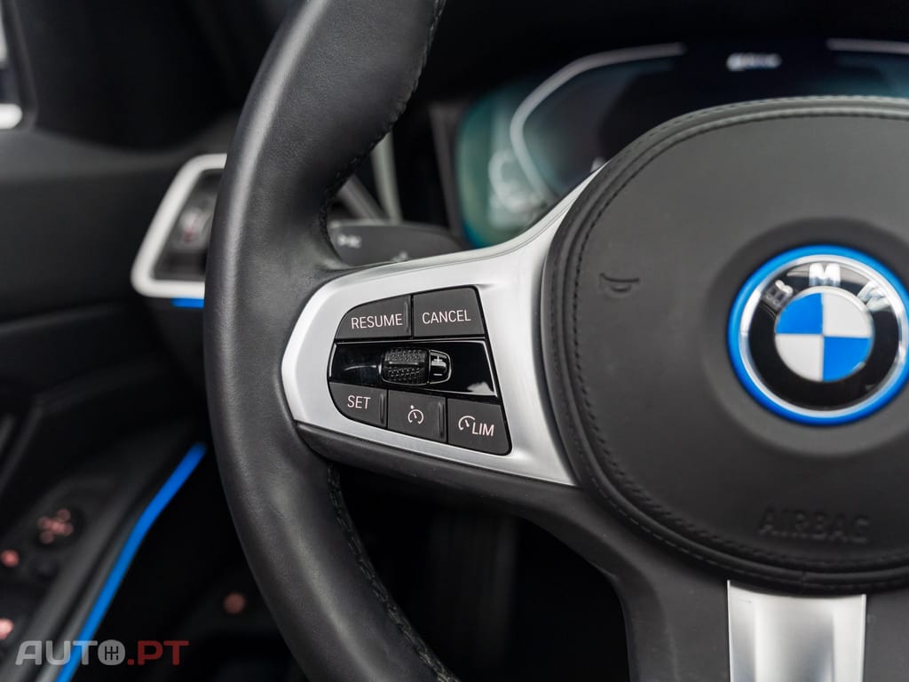 BMW 320 e Line Sport Auto