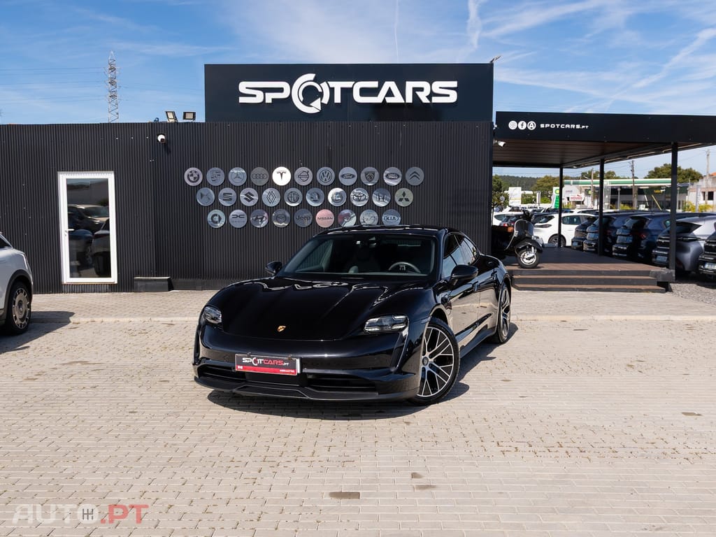 Porsche Taycan 4S