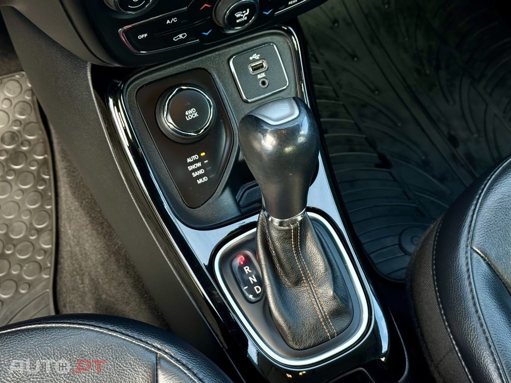Jeep Compass 2.0 M-Jet Limited Auto