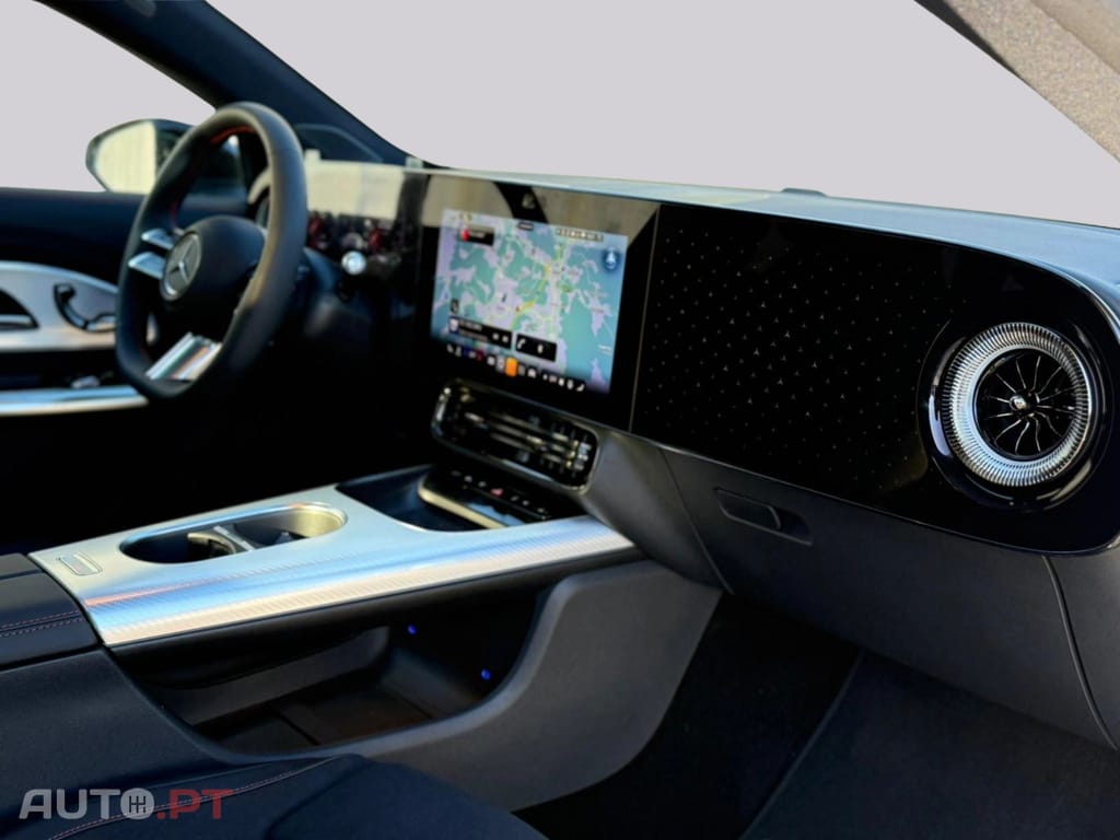 Mercedes-Benz CLA 250 Coupé I.V.A DEDUTIVEL