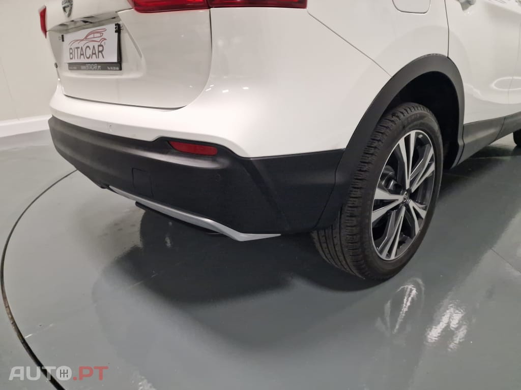Nissan Qashqai 1.5 dCi N-Connecta
