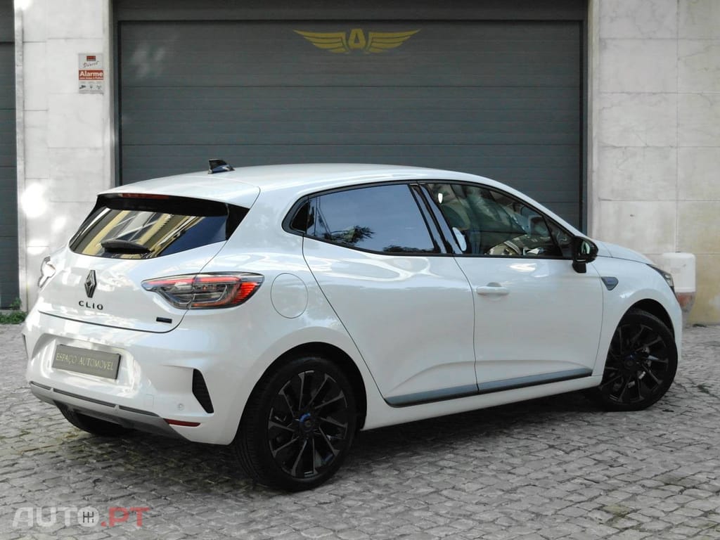 Renault Clio 1.6 E-Tech Full Hybrid Esprit Alpine