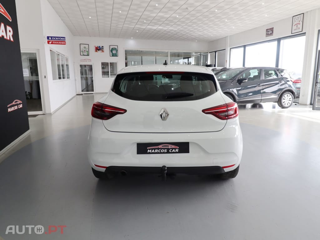 Renault Clio 1.5 Blue dCi Intens — fotografia 6