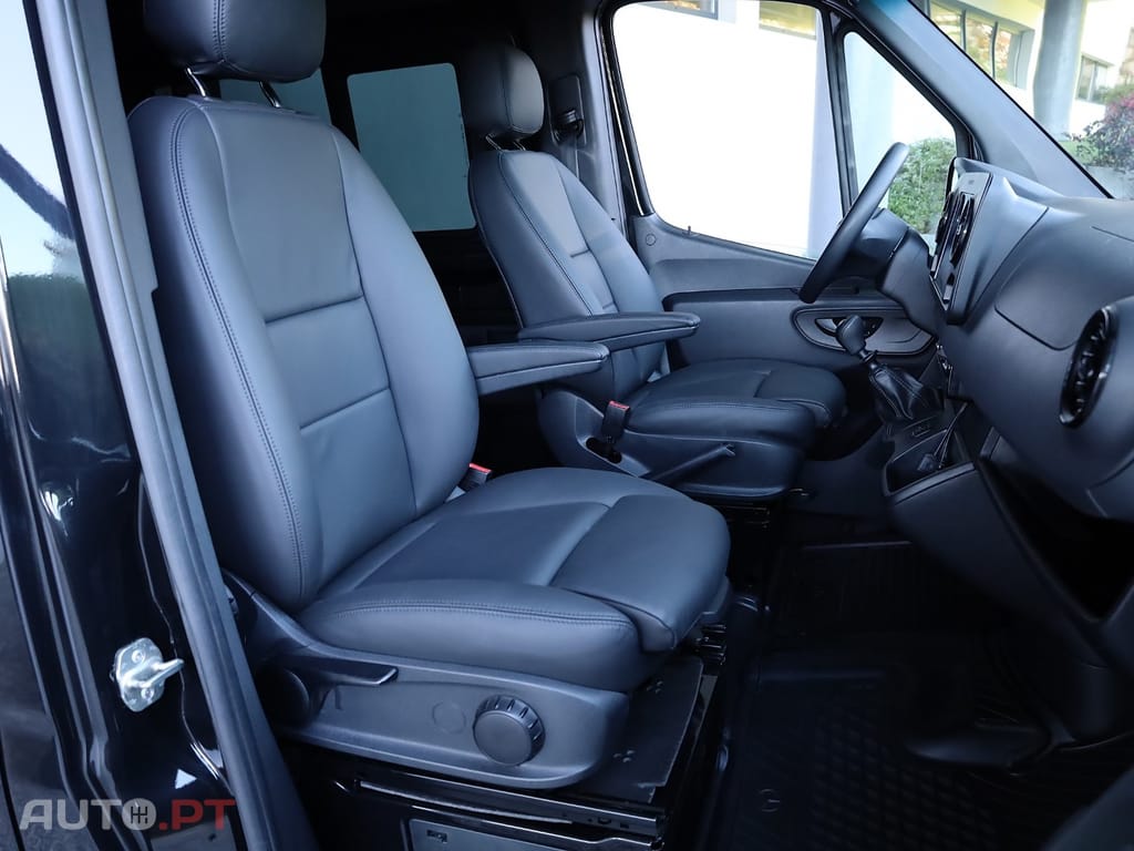 Mercedes-Benz Sprinter 315 CDI/43 Luxo (2+2+2+3)