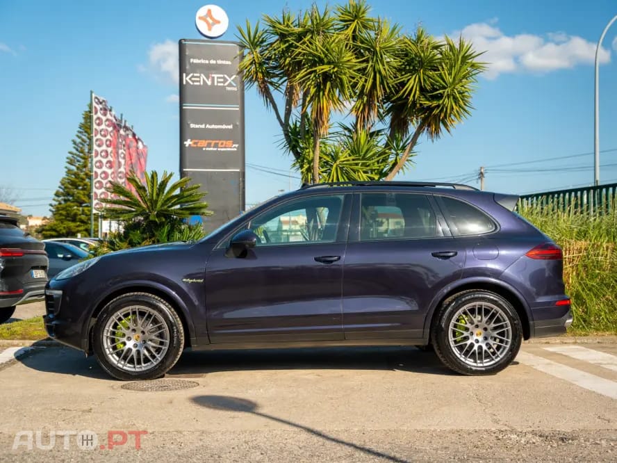 Porsche Cayenne S E-Hybrid