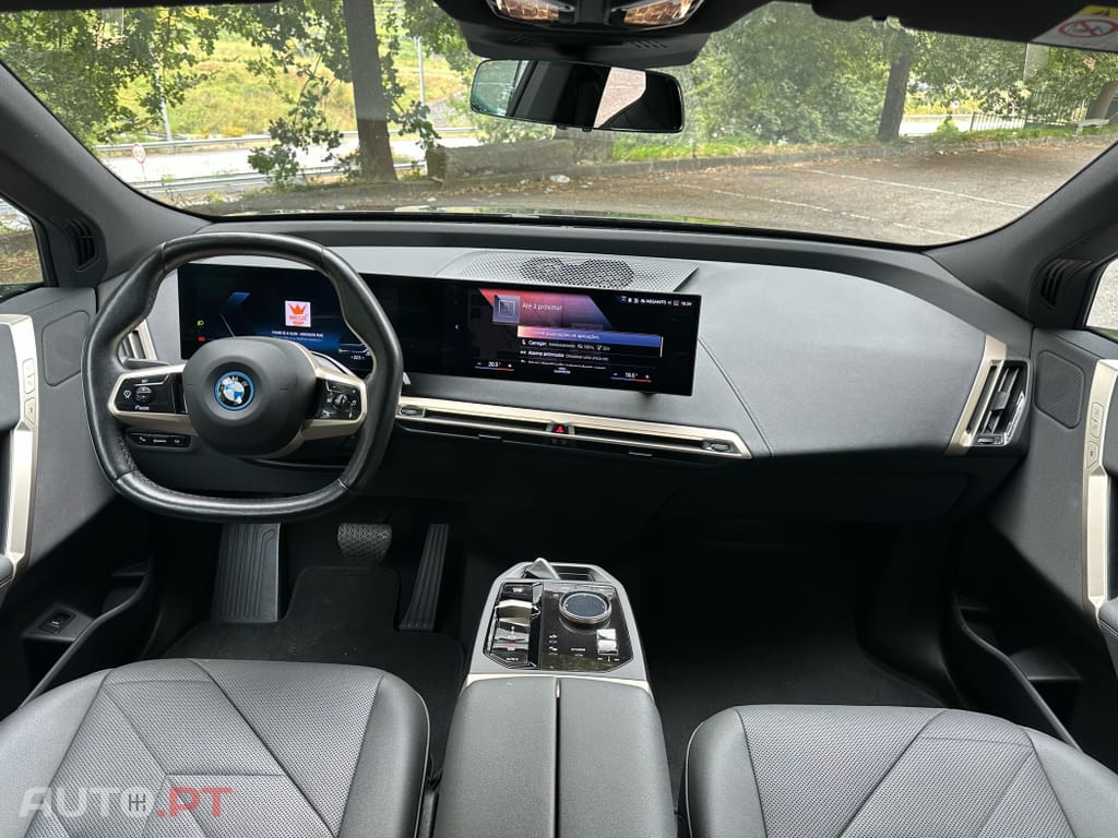 BMW iX xDrive 50