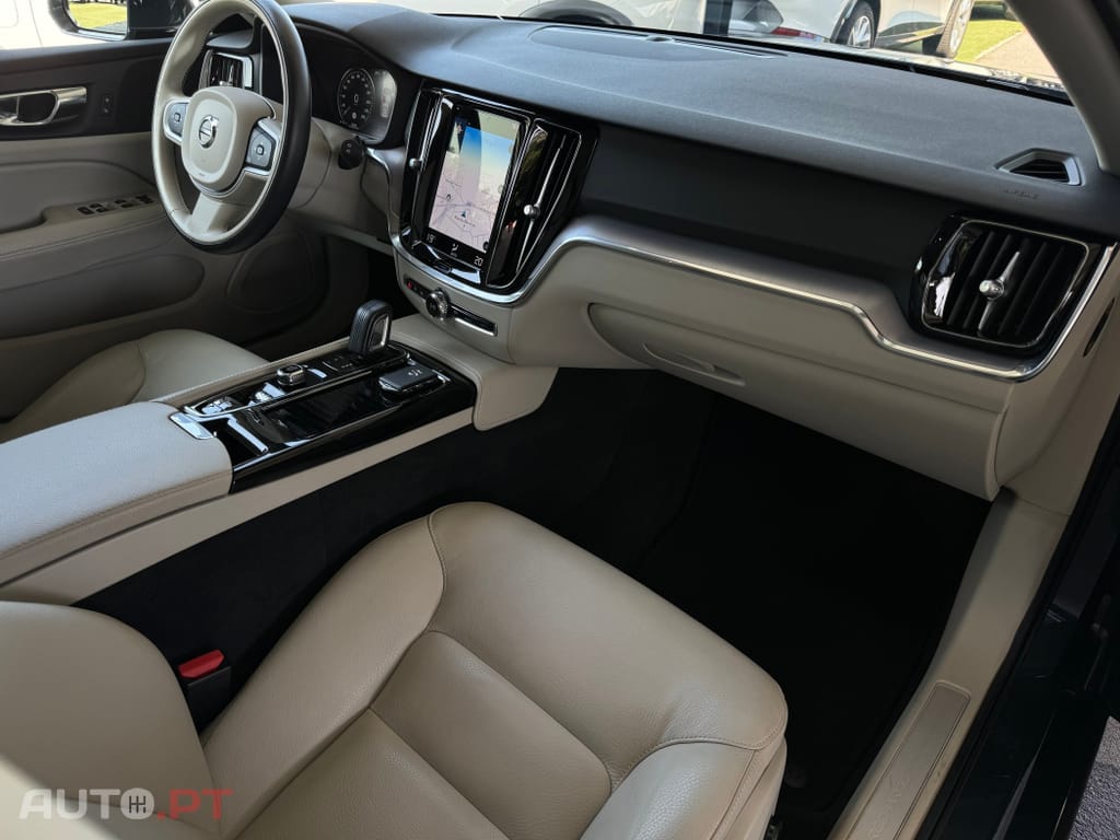 Volvo V60 2.0 T6 AWD TE Inscription Expression