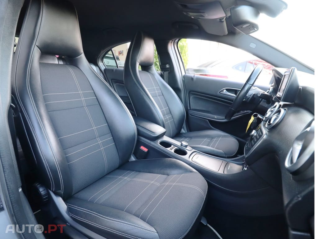 Mercedes-Benz A 180 CDI (BlueEFFICIENCY) 7G-DCT Urban