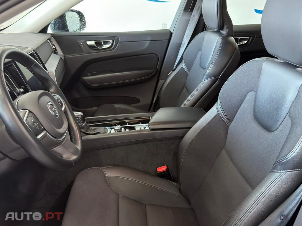 Volvo XC60 2.0 D4 Momentum AWD Geartronic