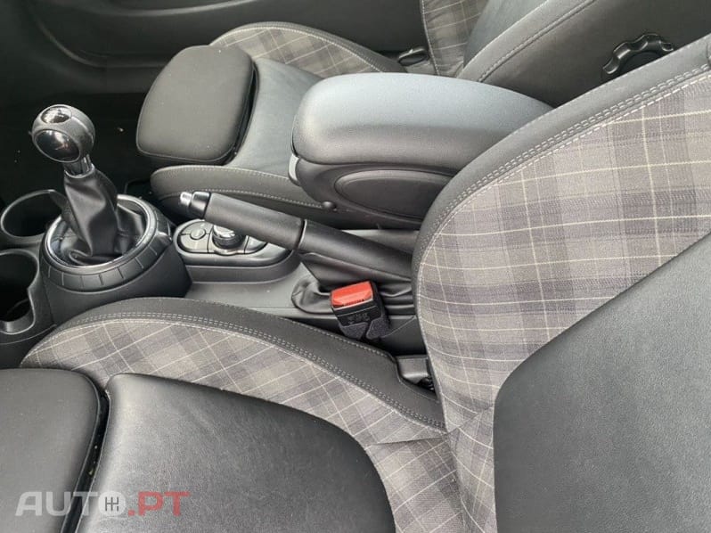 MINI Cabrio Cooper D