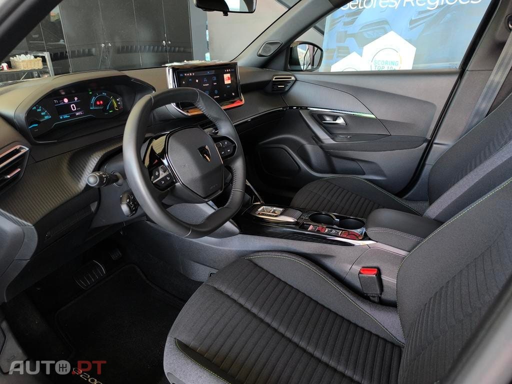 Peugeot E-2008 54 kWh Active