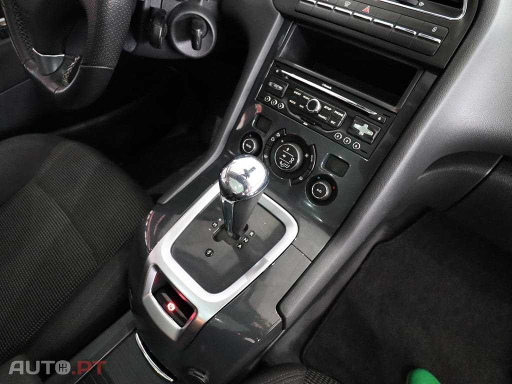 Peugeot 5008 1.6 E-HDi 7L Active 2-Tronic