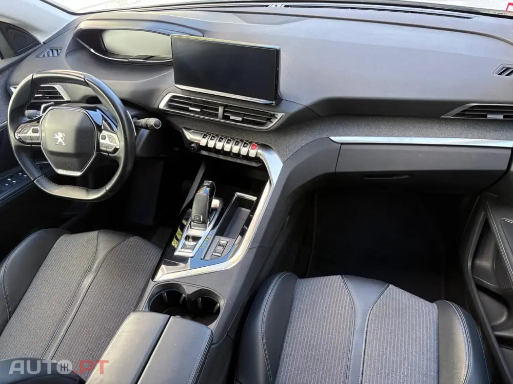 Peugeot 5008 1.2 PureTech Allure EAT8