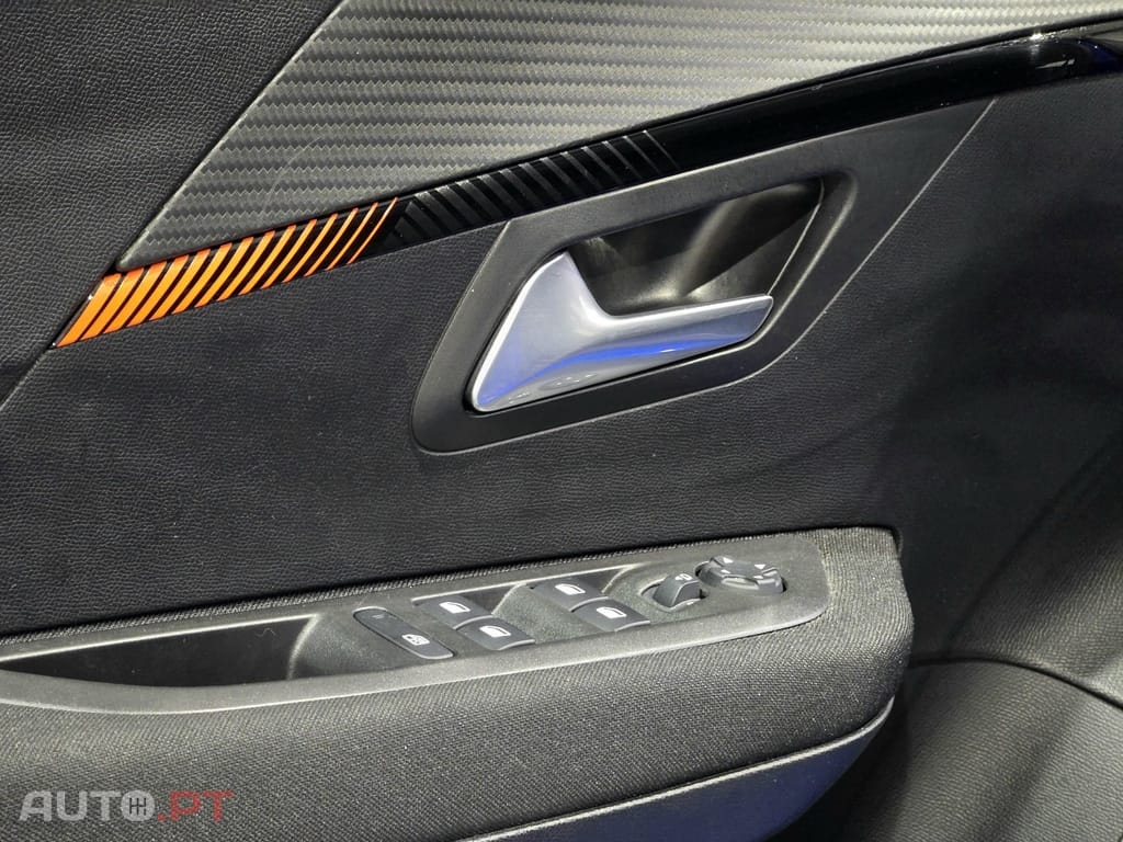 Peugeot E-208 50 kWh Style