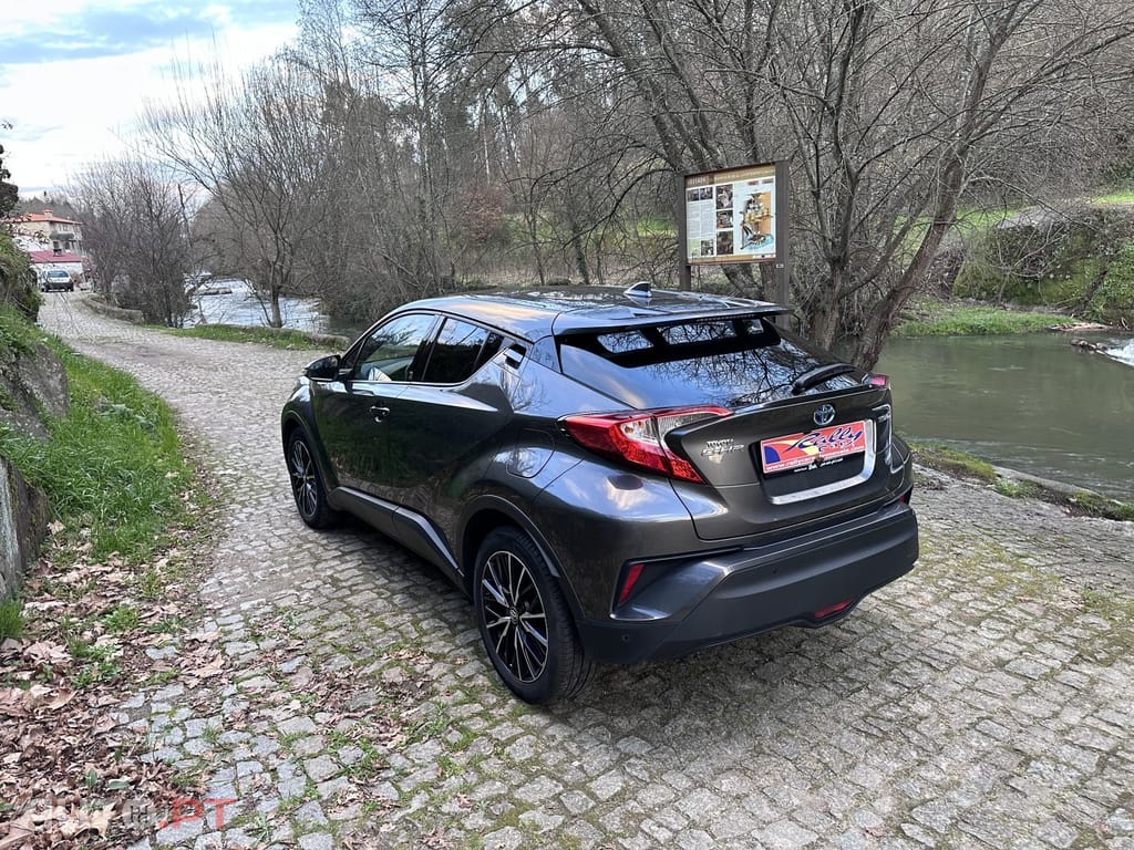 Toyota C-HR 1.8 Hybrid Lounge