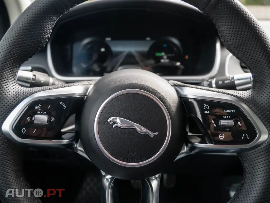 Jaguar I-Pace EV400 AWD SE