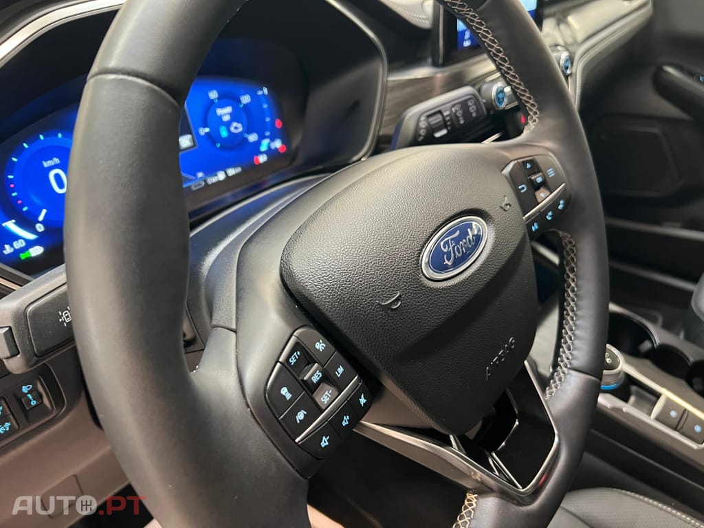 Ford Kuga 2.5 PHEV Vignale