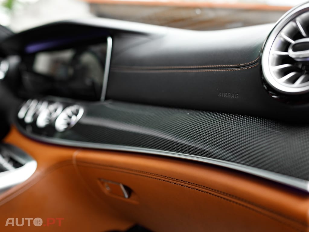 Mercedes-Benz AMG GT 63 s 4MATIC +