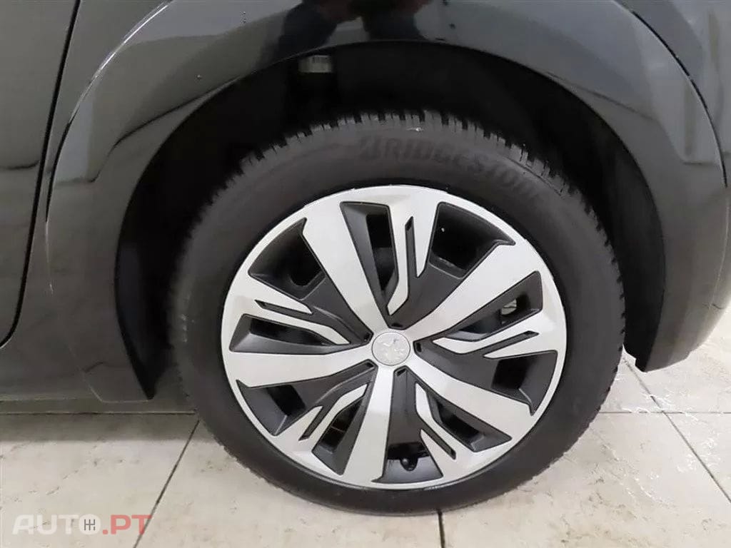 Peugeot E-208 50 kWh Active Pack