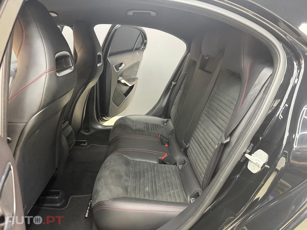 Mercedes-Benz A 180 7G-DCT AMG Line