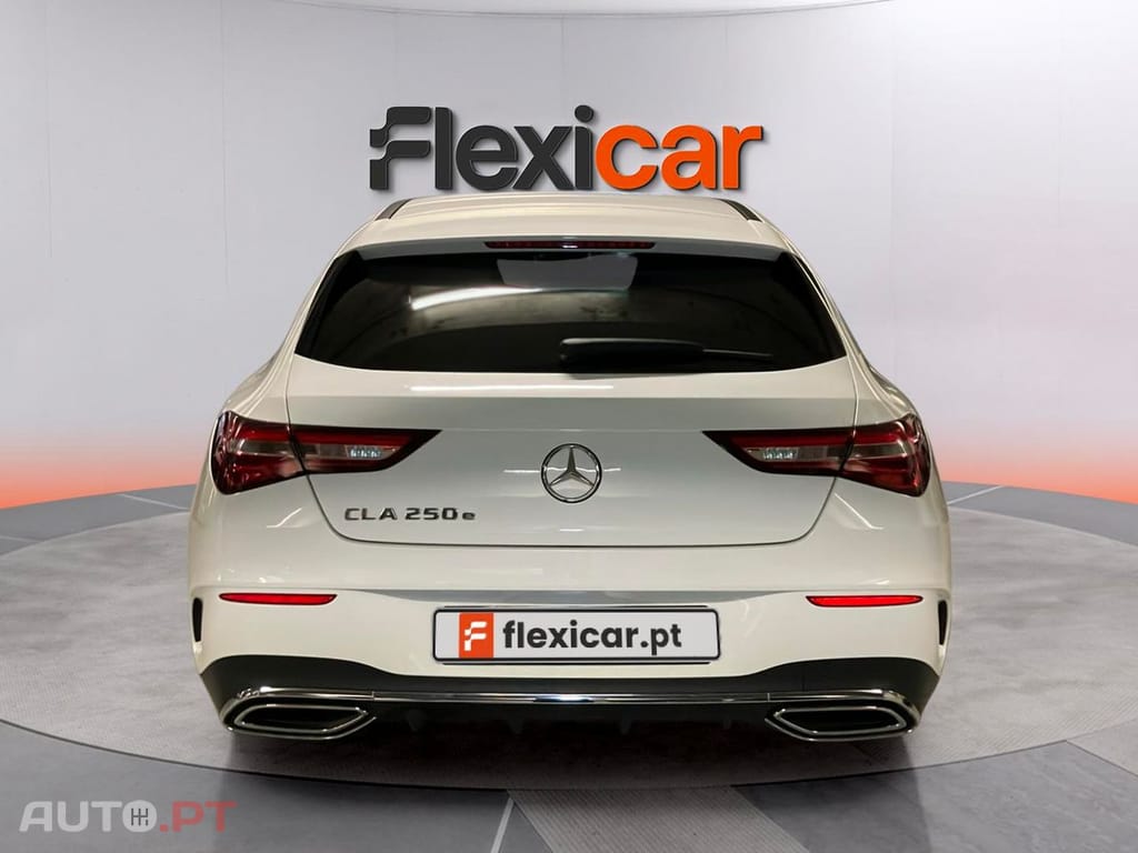 Mercedes-Benz CLA 250 e Shooting Brake AMG Line