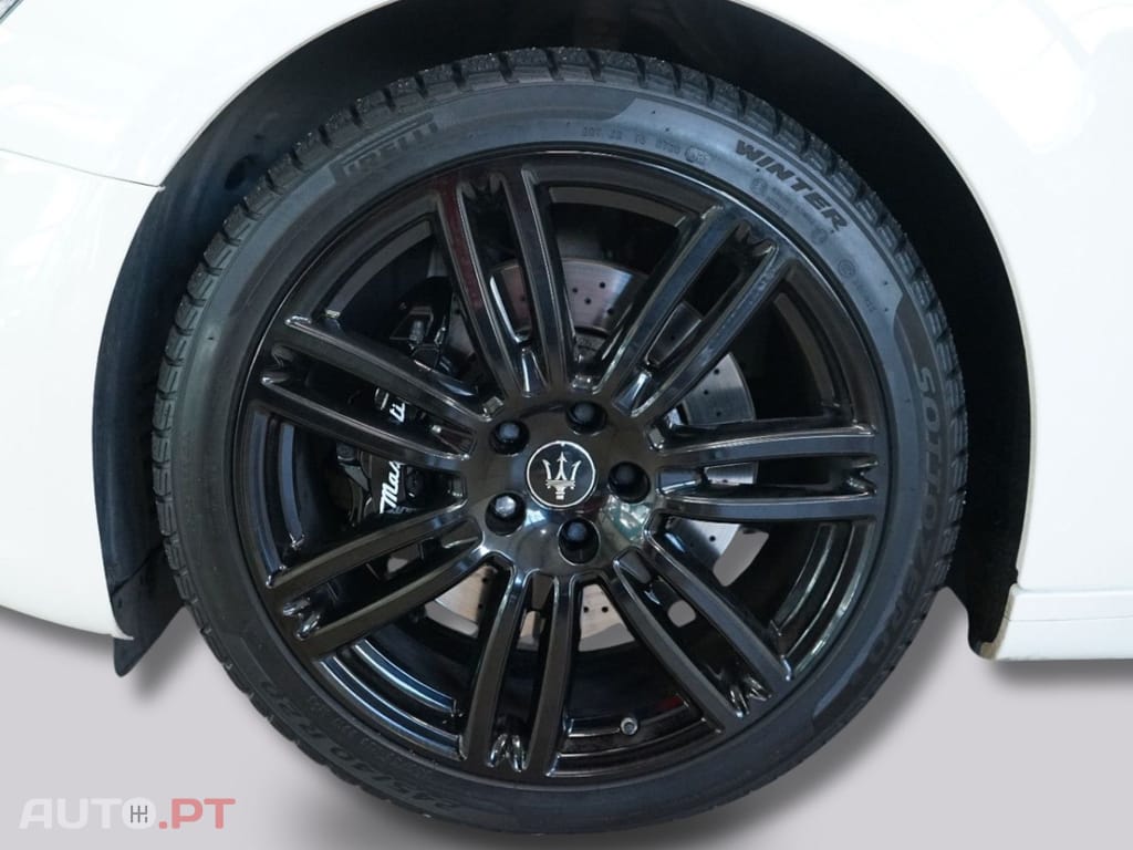 Maserati Ghibli I.V.A DEDUTIVEL GT Mild-Hybrid